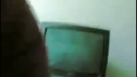 বাঁড়ার রস এইচডি সেক্স ভিডিও ডাউনলোড খাবার